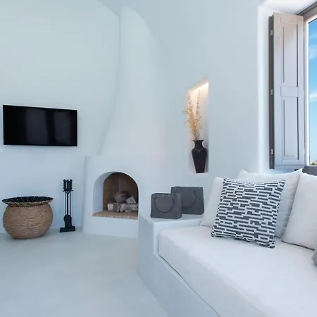 Villa Luxury Santorini Luxury Private Pool Sea View Finikiá