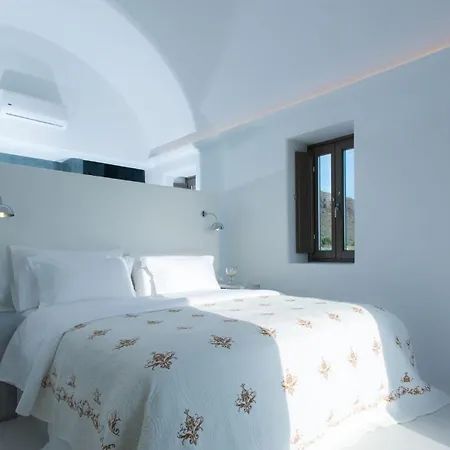 Вилла Luxury Santorini Luxury Private Pool Sea View Foinikia (Santorini)