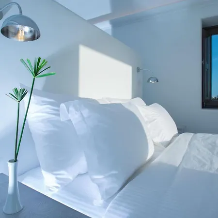 Вилла Luxury Santorini Luxury Private Pool Sea View Foinikia (Santorini)